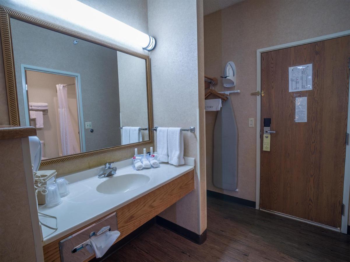 Miles City Hotel ภายนอก รูปภาพ